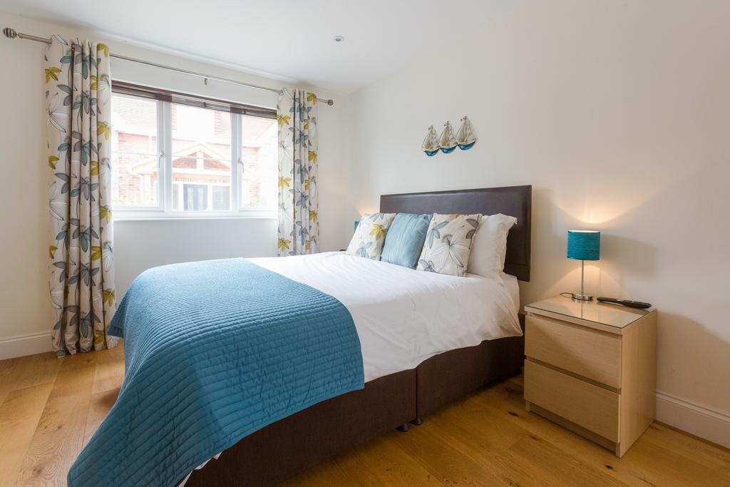 1 Suffolk Cottage, Knodishall - Coastal Holiday home *